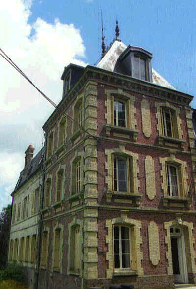 Chateau, back end